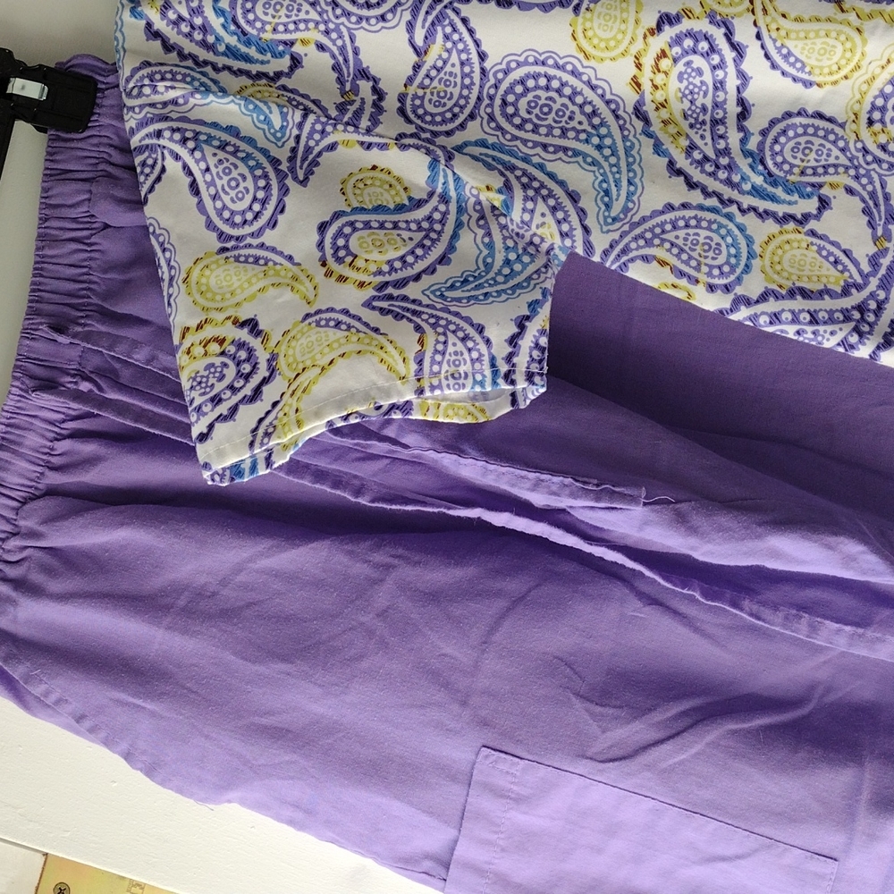 Scrub Set - Picture 2 of 6